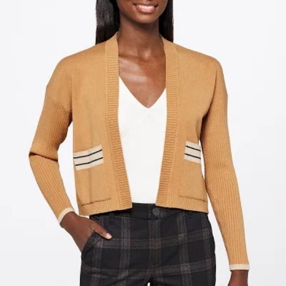 Club Monaco Tan Iced Latte Contrast Pocket Cardigan - Picture 2 of 16